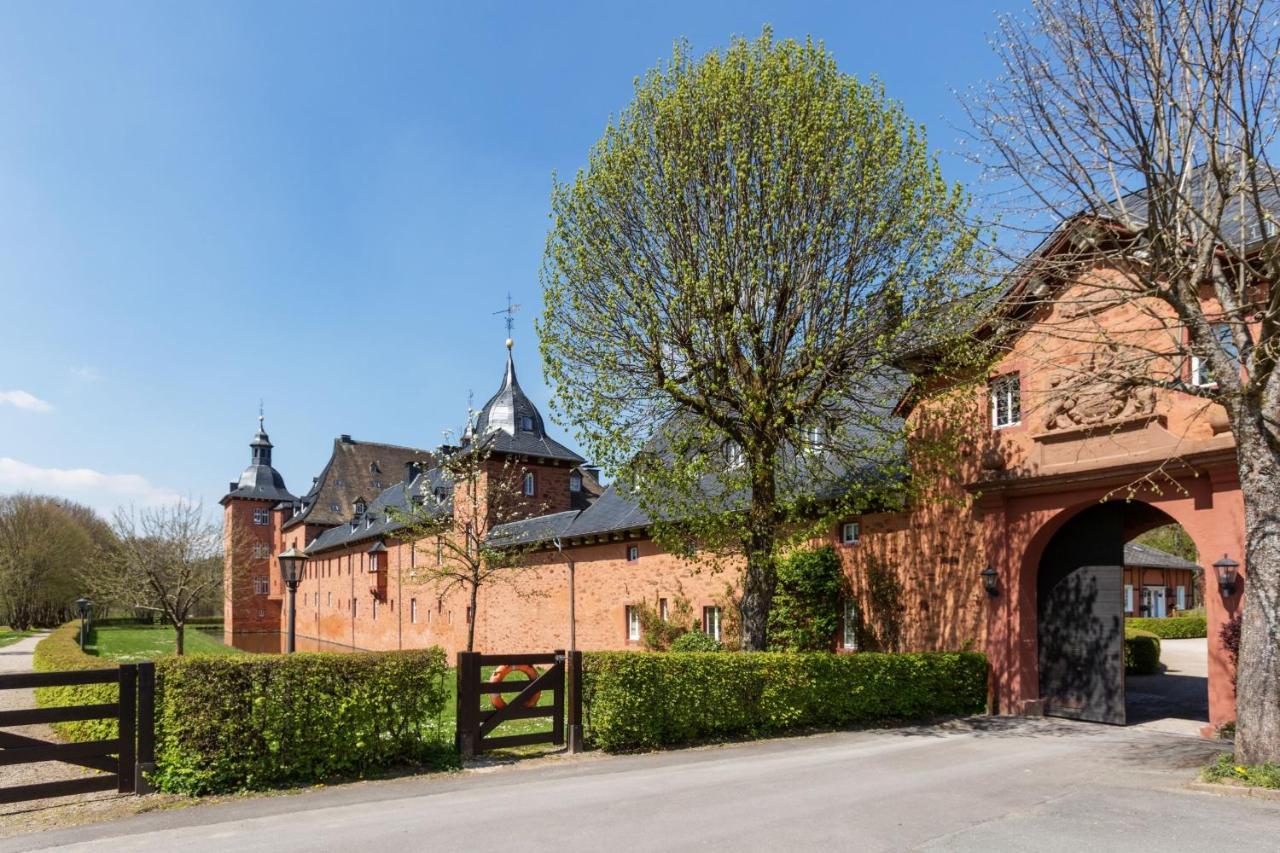 Ferienwohnung Saalstube - Schloss Adolphsburg Kirchhundem Exterior foto